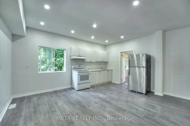 Additional image 14 of 35 Duncombe Blvd