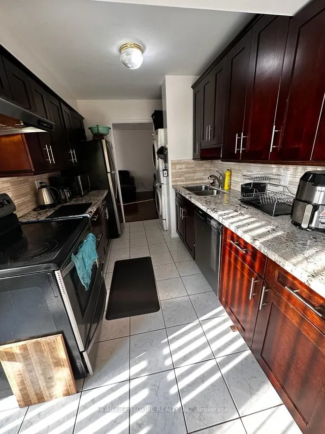 Additional image 3 of 3077 Weston Rd Unit 1105