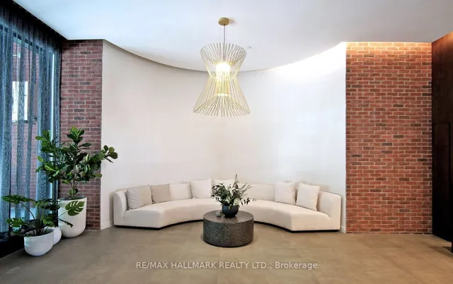 Additional image 3 of 2799 Kingston Rd Unit Ph 924