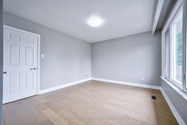 Additional image 27 of 3 Moira Ave