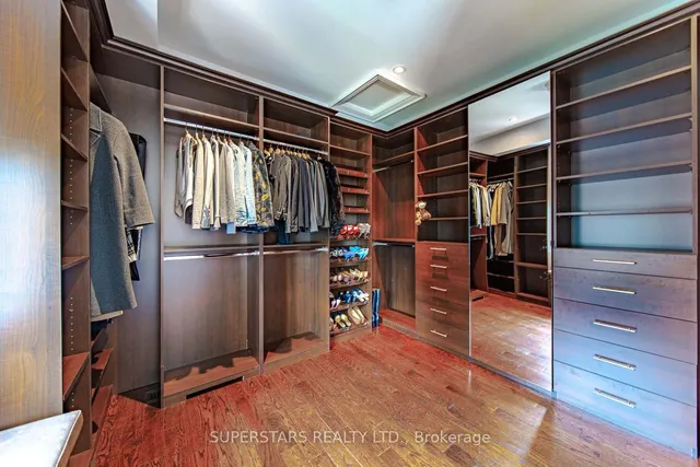 Additional image 25 of 643 Glencairn Ave