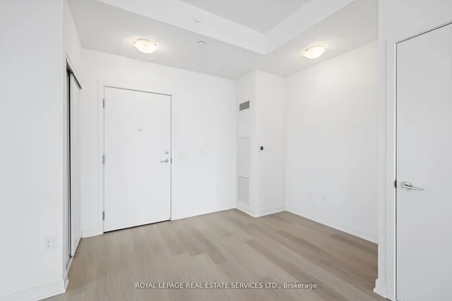 Additional image 12 of 859 The Queensway Unit 1106