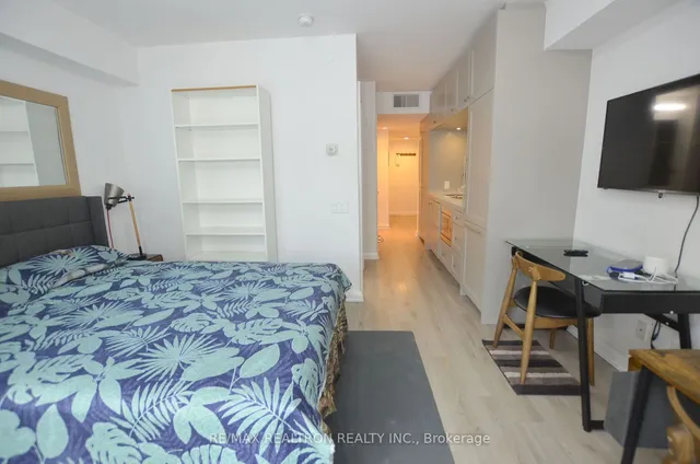 Additional image 20 of 155 Yorkville Ave Unit 713