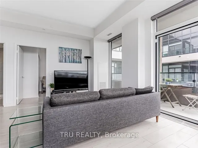 Additional image 7 of 270 DUFFERIN St Unit LPH12