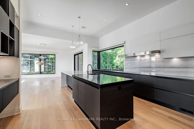 Additional image 5 of 4 Royal Oak Dr