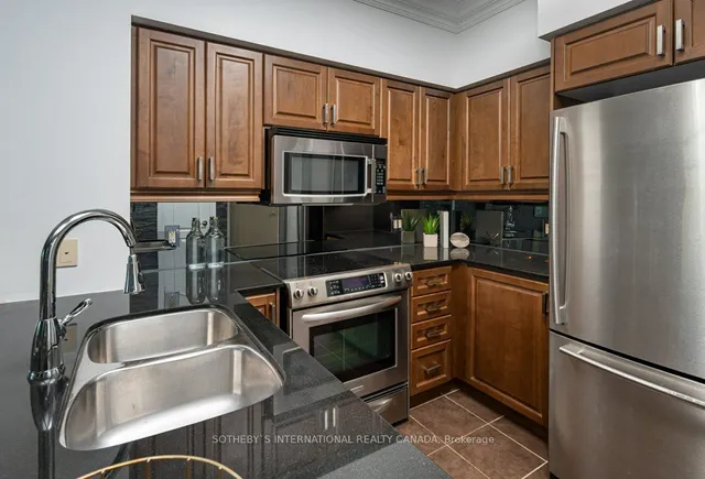 Additional image 7 of 319 Merton St Unit 716