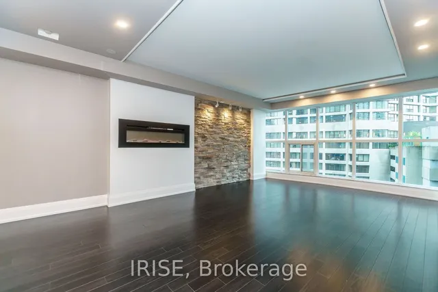 Additional image 2 of 77 Harbour Sq Unit 806