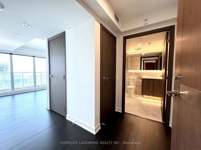 Additional image 11 of 19 Bathurst St Unit 1512