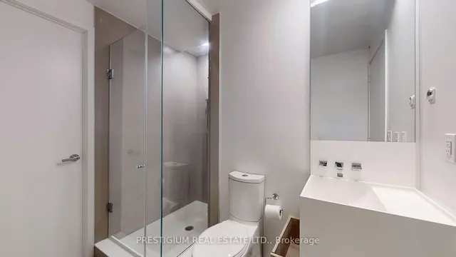 Additional image 21 of 1 Bloor St Unit 4204