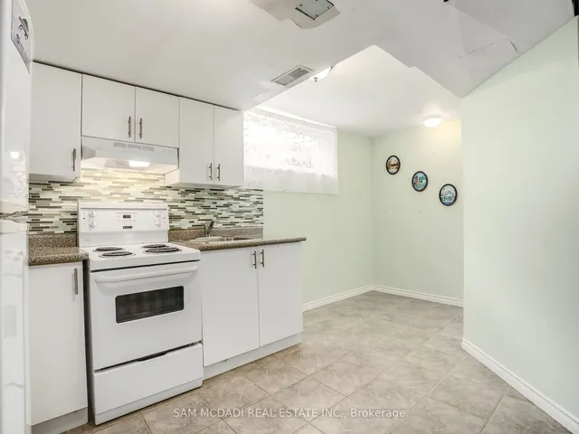 Additional image 30 of 22 De Marco Blvd