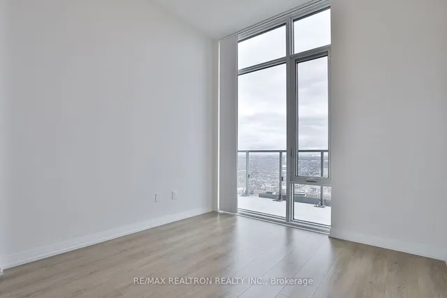 Additional image 24 of 28 Widmer St Unit GPH26