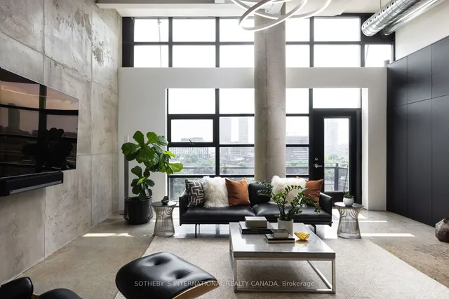 Additional image 8 of 90 Sumach St Unit 702