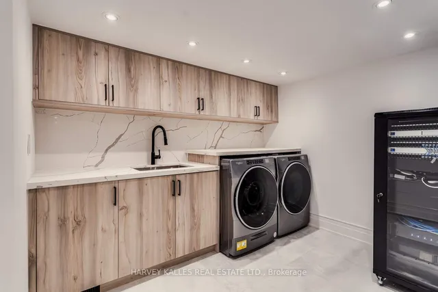 Additional image 30 of 217 Richview Ave