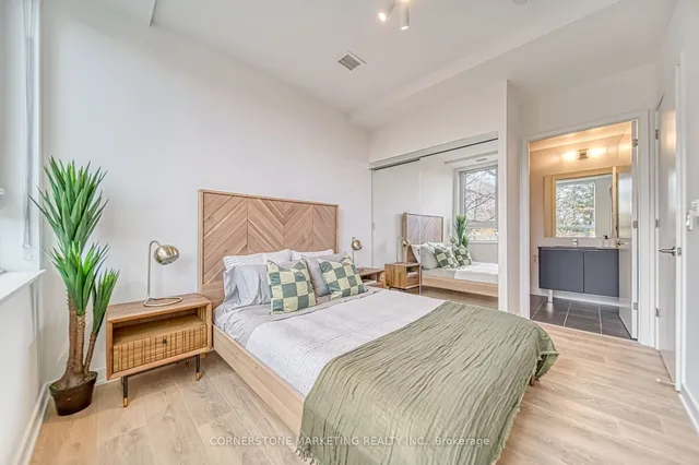 Additional image 22 of 8 Tippett Rd Unit 102