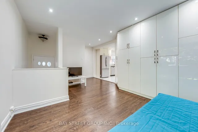 Additional image 12 of 90 Avondale Ave