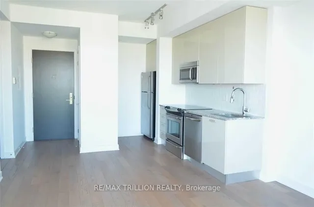 Additional image 7 of 1815 Yonge St Unit 1807