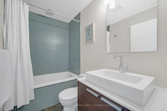 Additional image 8 of 169 John St Unit 801
