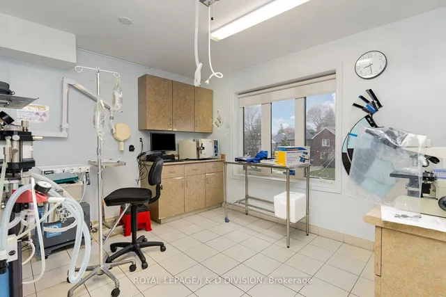 Additional image 26 of 29 Chaplin Cres