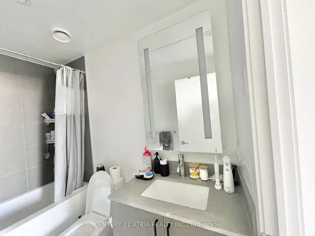 Additional image 8 of 135 East Liberty St Unit 1603