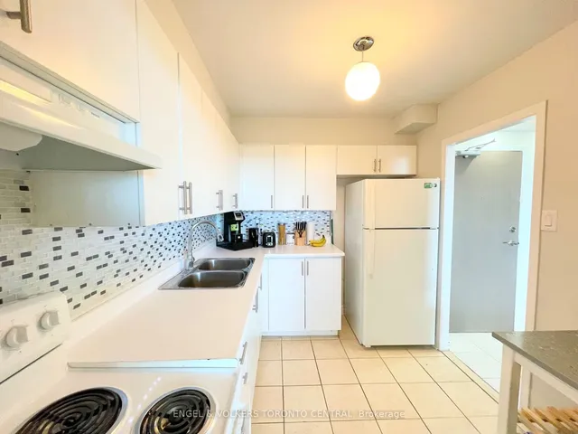 Additional image 9 of 3390 Weston Rd Unit 1003