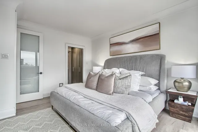 Additional image 23 of 55A Avenue Rd Unit 406