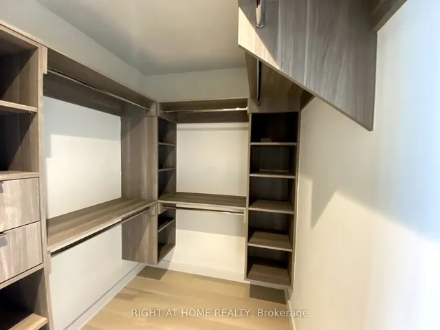 Additional image 6 of 11 McMahon Dr Unit 106