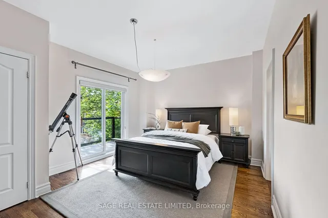 Additional image 17 of 35 Thelma Ave