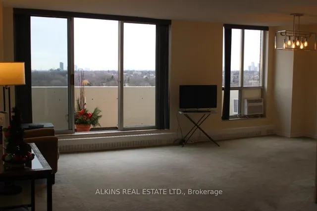 Additional image 10 of 35 Ormskirk Ave Unit 921