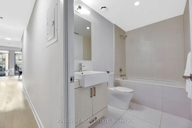 Additional image 20 of 15 Beverley St Unit 303