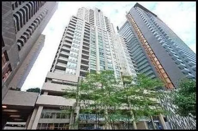 750 Bay St Unit 2009