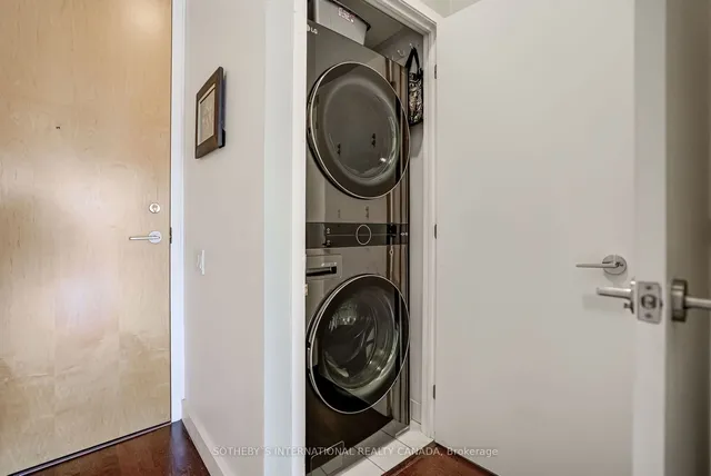 Additional image 28 of 33 Mill St Unit 415