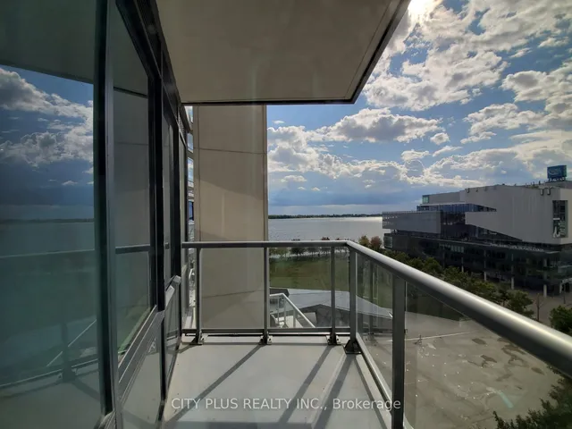 Additional image 13 of 15 Merchants' Wharf Unit 841