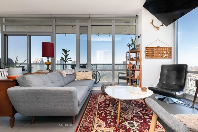 Additional image 7 of 170 Fort York Blvd Unit 2502