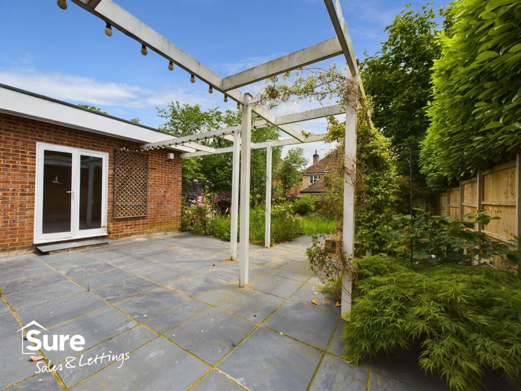 Additional image 10 of Penn Road, Park Street, St. Albans, Hertfordshire, AL2 2QT