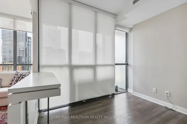 Additional image 14 of 110 Charles St Unit 2604