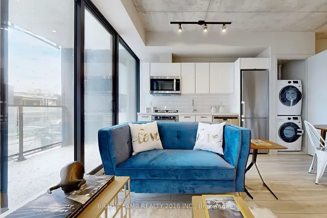 Additional image 5 of 458 Richmond St Unit 202