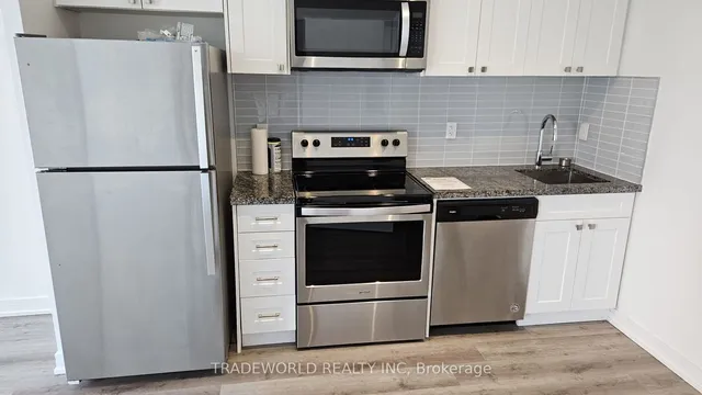 Additional image 3 of 621 Sheppard Ave Unit 620