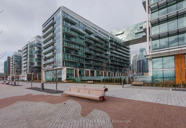 Additional image 36 of 39 Queens Quay Unit 329