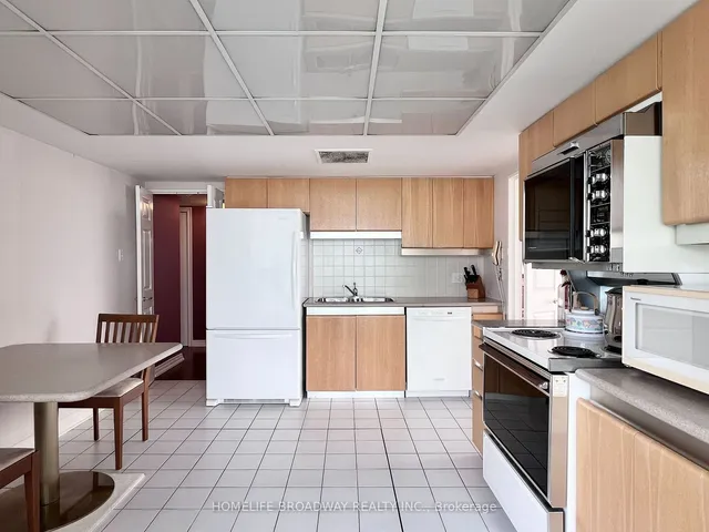 Additional image 14 of 65 Harbour Sq Unit 3001