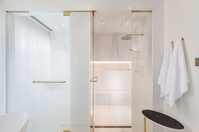 Additional image 26 of 200 Cumberland St Unit 3802