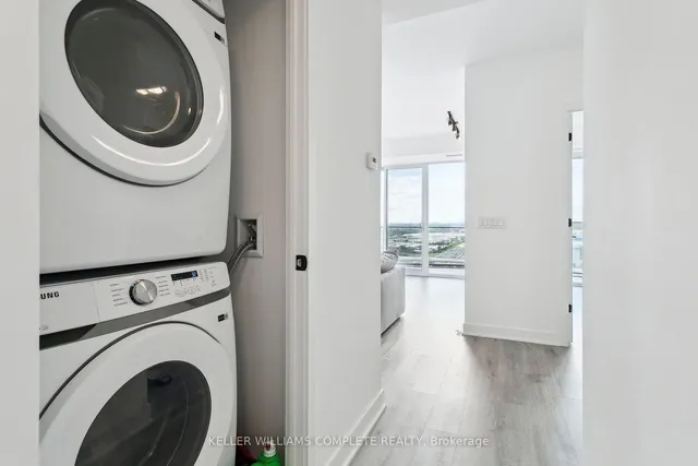 Additional image 34 of 36 Zorra St Unit 1509