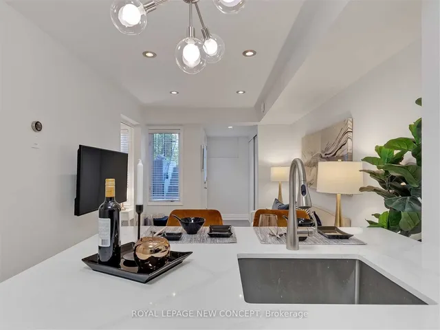 Additional image 15 of 10 Laidlaw St Unit Th725