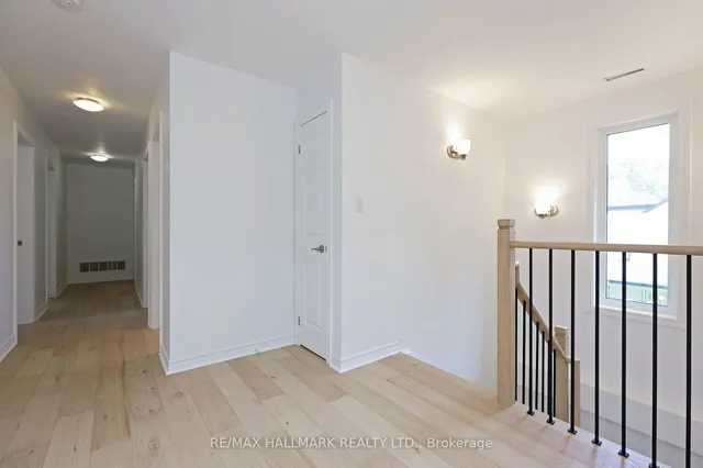 Additional image 18 of 22 Sedgewick Cres