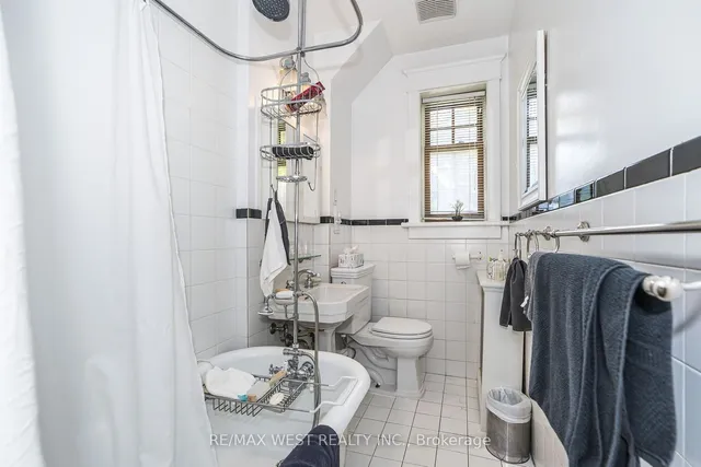 Additional image 11 of 9 A&B Humewood Dr