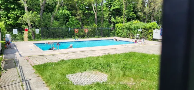 Additional image 31 of 130 Neptune Dr Unit 1409