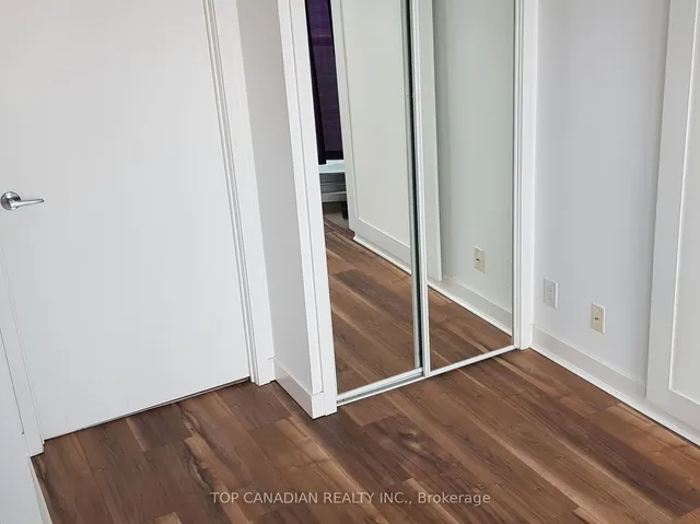 Additional image 10 of 14 York St Unit 5705