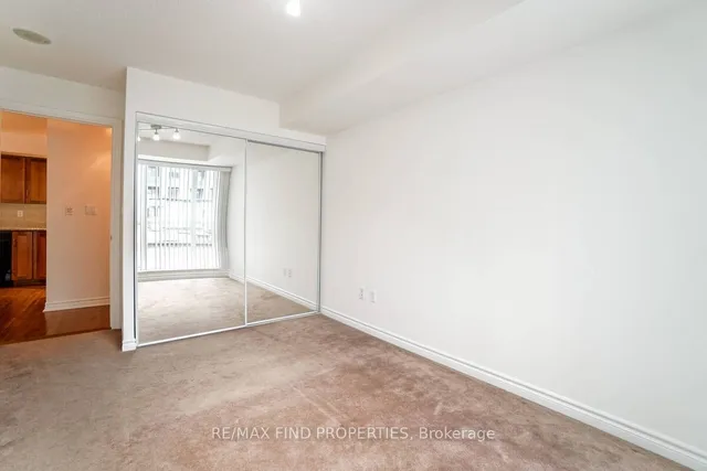 Additional image 18 of 270 Wellington St Unit 401