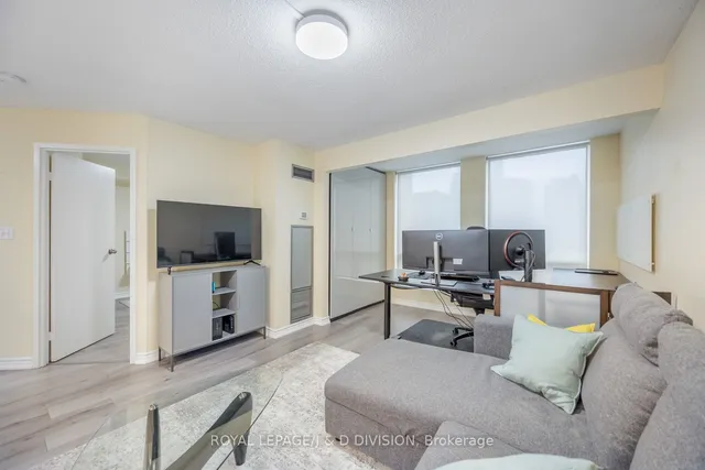 Additional image 13 of 25 Grenville St Unit 1001