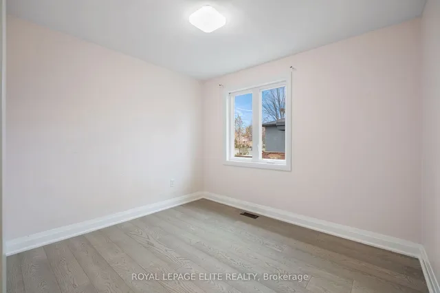 6 LACHINE Crt