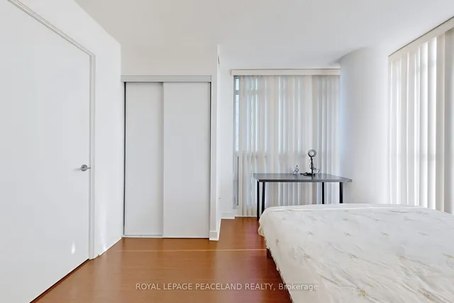 Additional image 20 of 33 Singer Crt Unit 1209